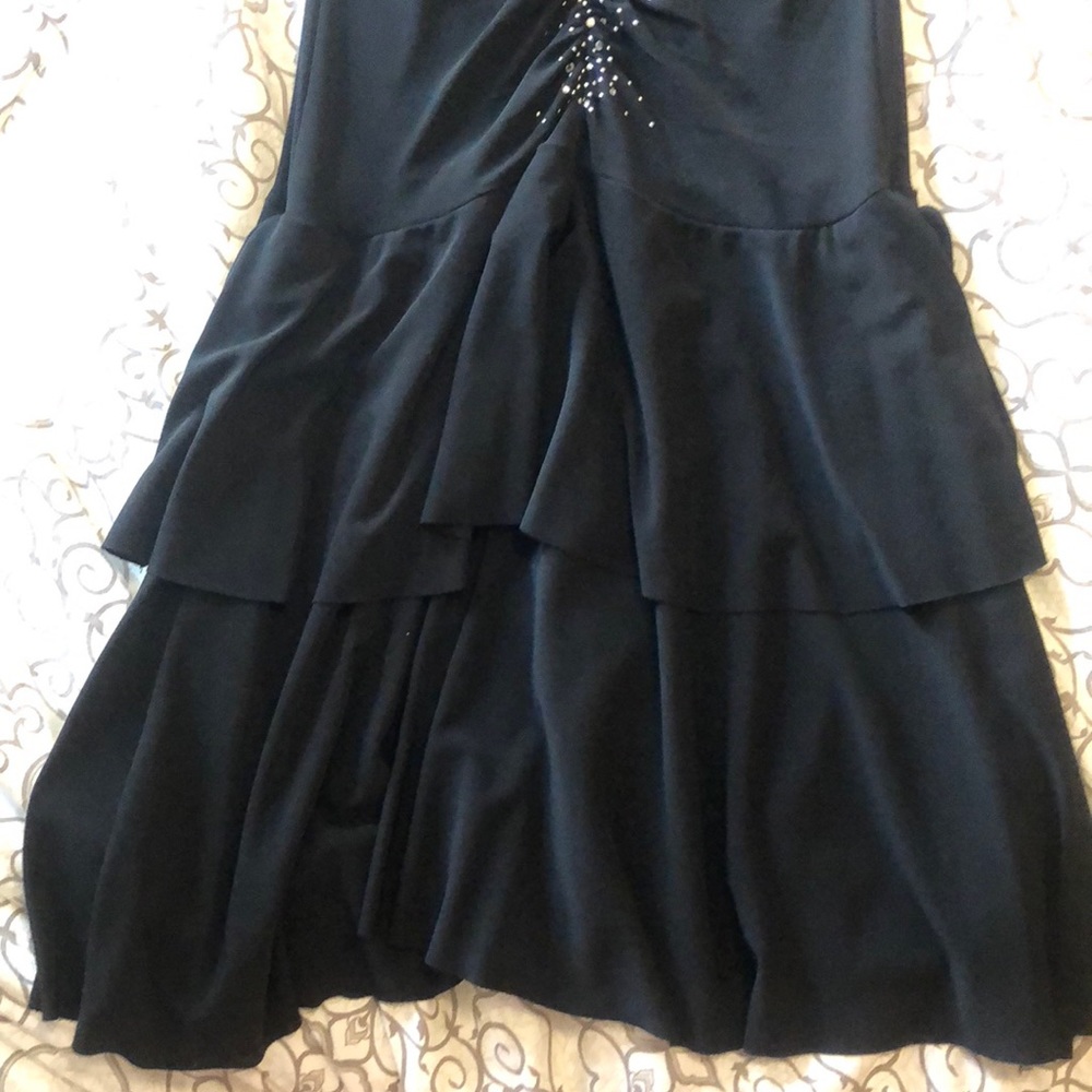 Dress - Picture 4 of 5